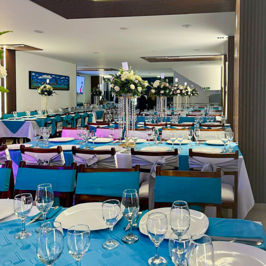 Realizamos todo tipo de eventos como bodas, eventos empresariales, despedidas, lanzamientos.