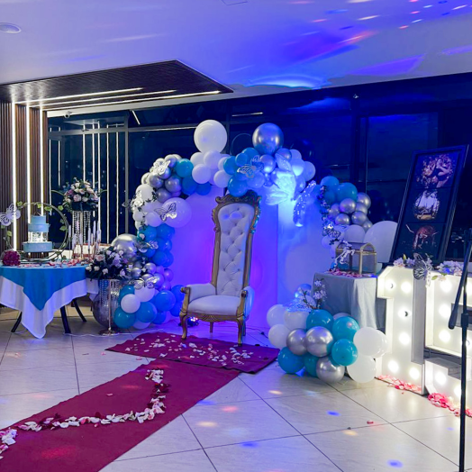 Realizamos todo tipo de eventos como bodas, eventos empresariales, despedidas, lanzamientos.